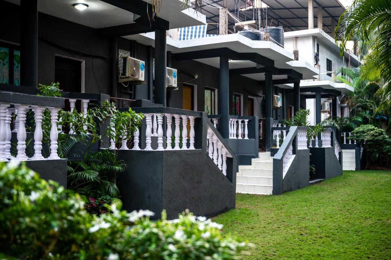 Royal Orbit Resort Agonda Exteriör bild