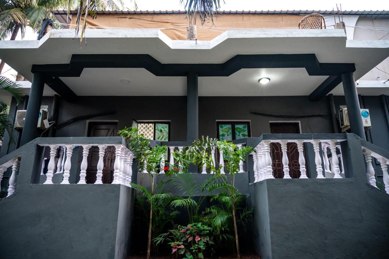 Royal Orbit Resort Agonda Exteriör bild