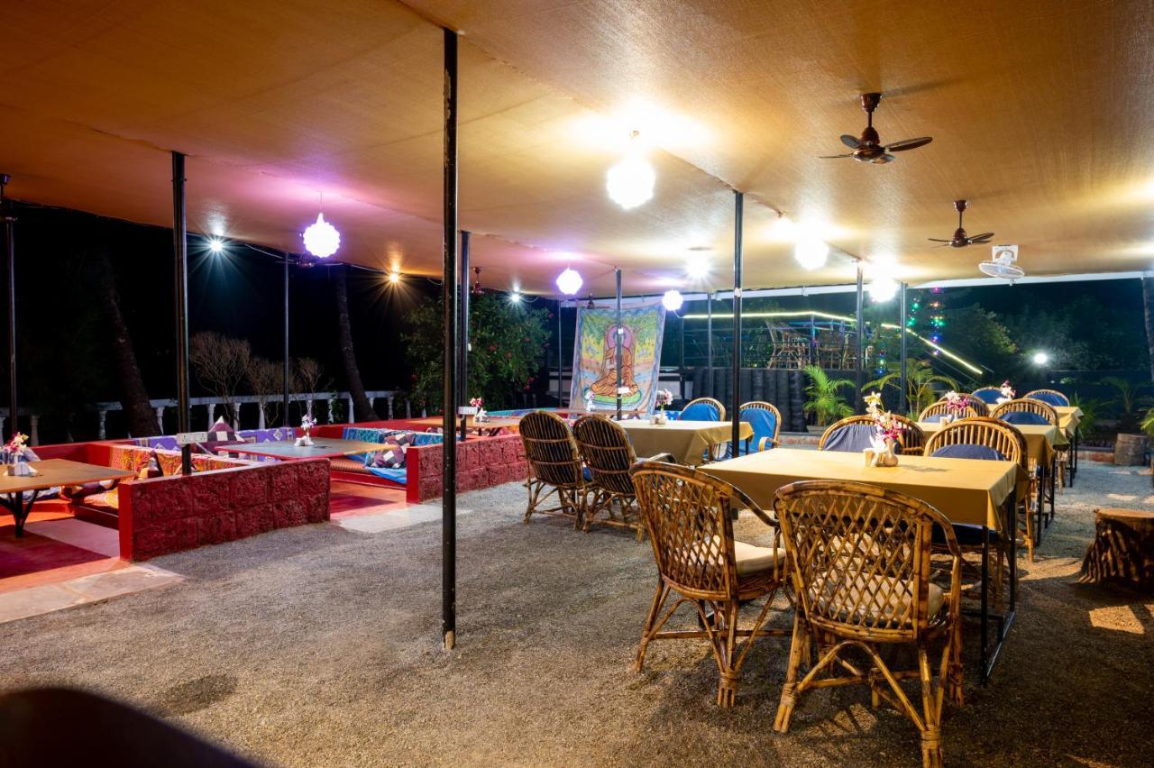 Royal Orbit Resort Agonda Exteriör bild