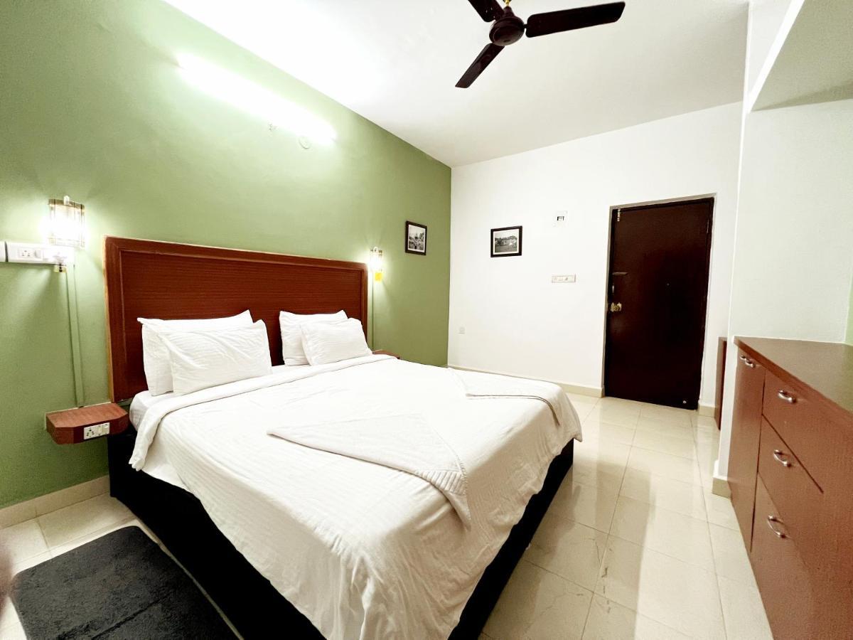 Royal Orbit Resort Agonda Exteriör bild
